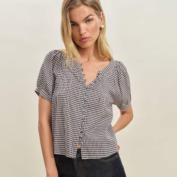 Reformation Tops - Reformation NWOT Calia Top